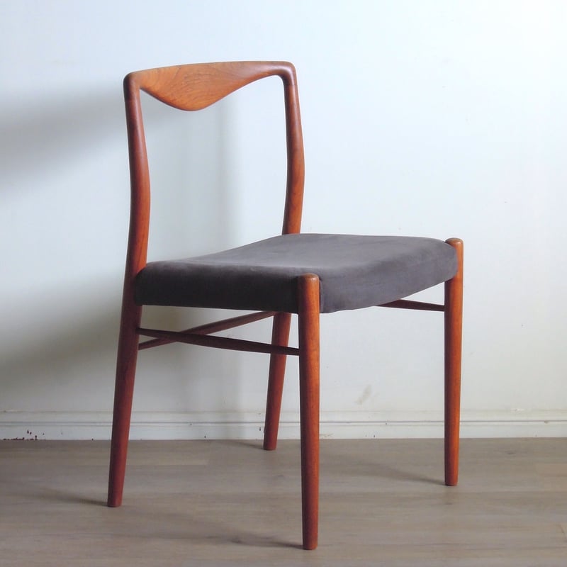 ダイニングチェア Kai Lyngfeldt Larsen / model.19 ダイニングチェア | 𝐟𝐥𝐨𝐨𝐫