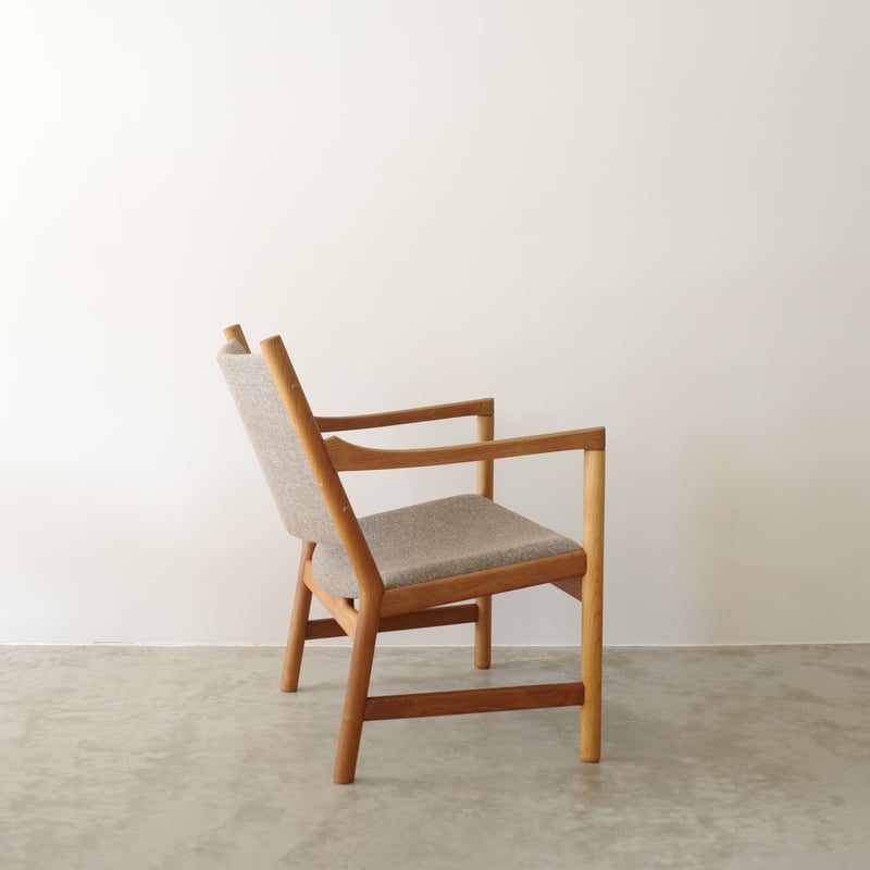 Hans J. Wegner CH52 イージーチェア（ oak ） | 𝐟𝐥𝐨𝐨𝐫