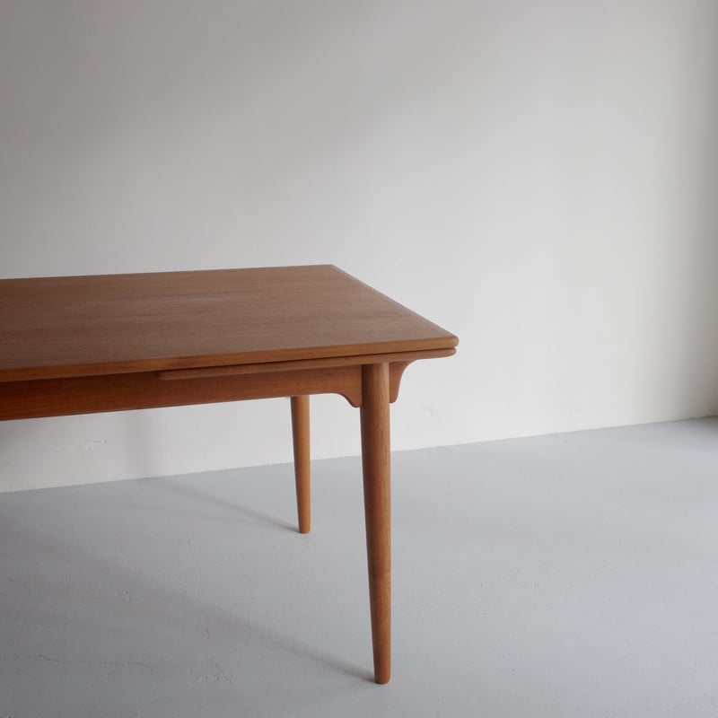 Omann Jun / model.54 ダイニングテーブル（ teak ） | 𝐟𝐥𝐨𝐨𝐫