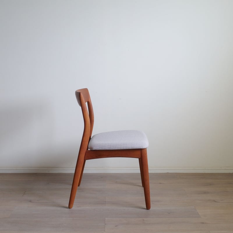 Svend Aage Madsen for Viborg stolefabrik / mode