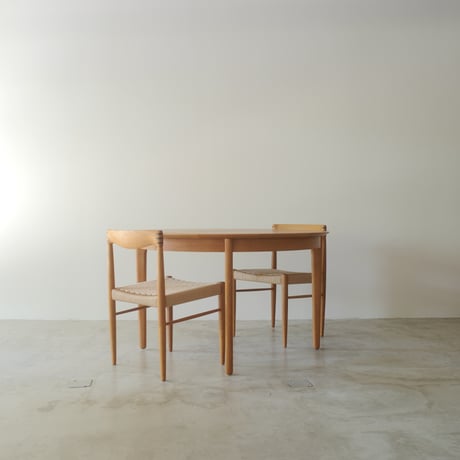 Arne Vodder for VAMO Møbelfabrik / ラウンドダイニングテーブル〈 oak 〉