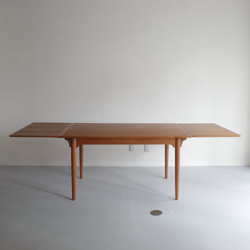 Omann Jun / model.54 ダイニングテーブル（ teak ） | 𝐟𝐥𝐨𝐨𝐫