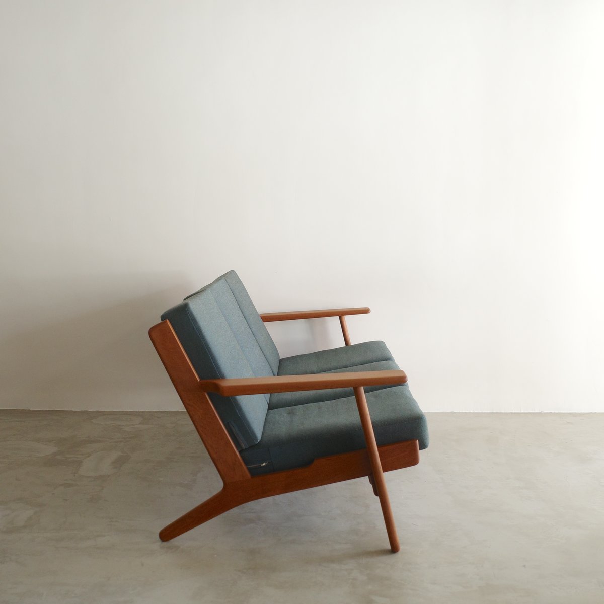 Wegner ge290 3シート　オーク材 Hans J Wegner GE290 3シートソファ オーク | 北欧家具 haluta