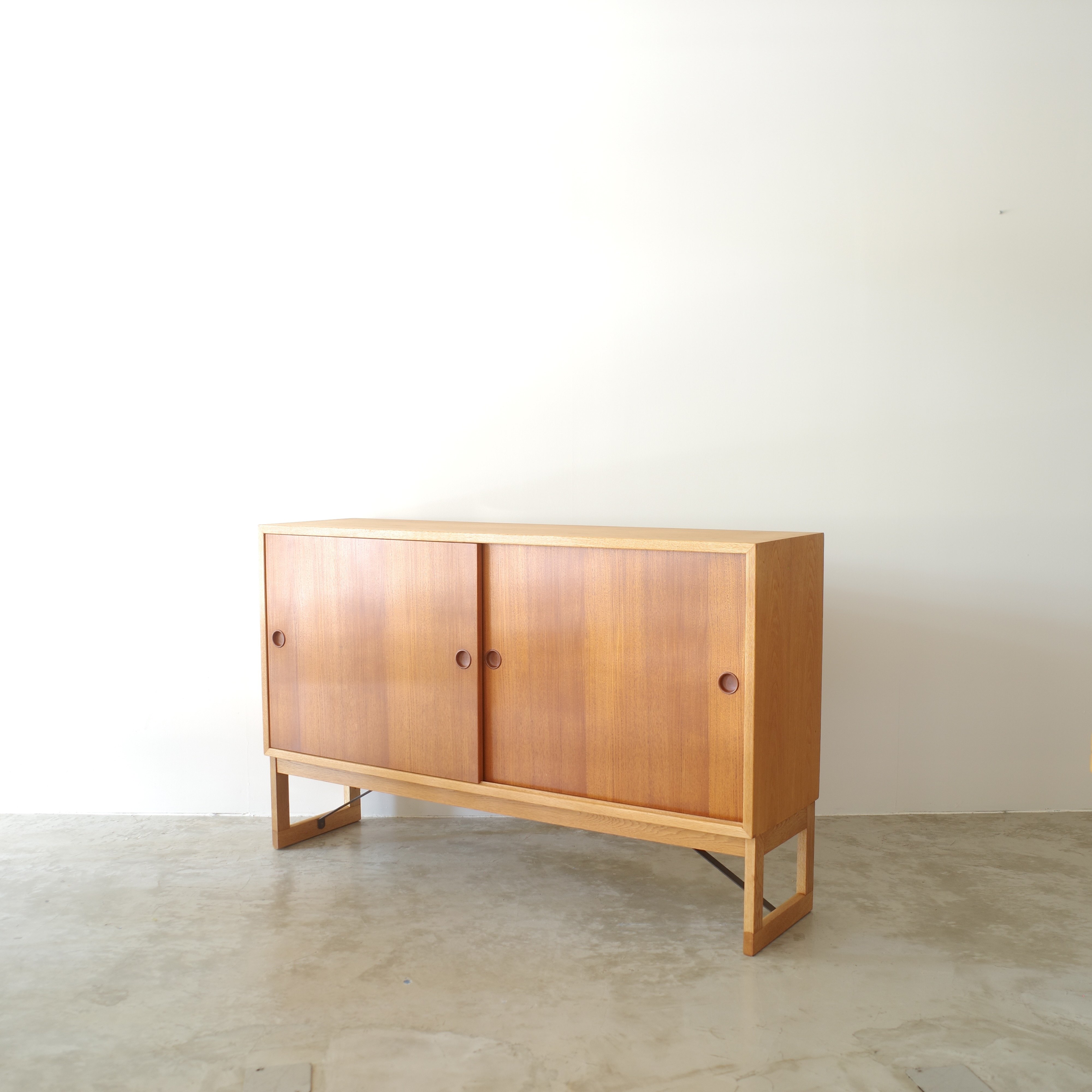 Borge Mogensen / Model.852 ''Øresund'' サイドボード |