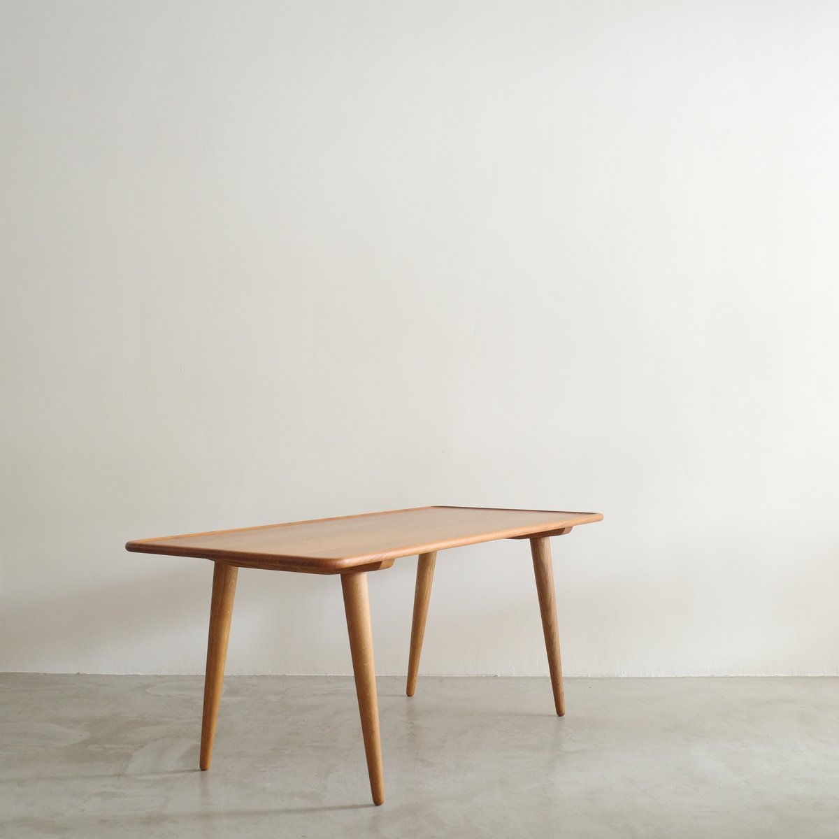 Hans J. Wegner / AT11 ソファテーブル（ teak / oak ） | 𝐟