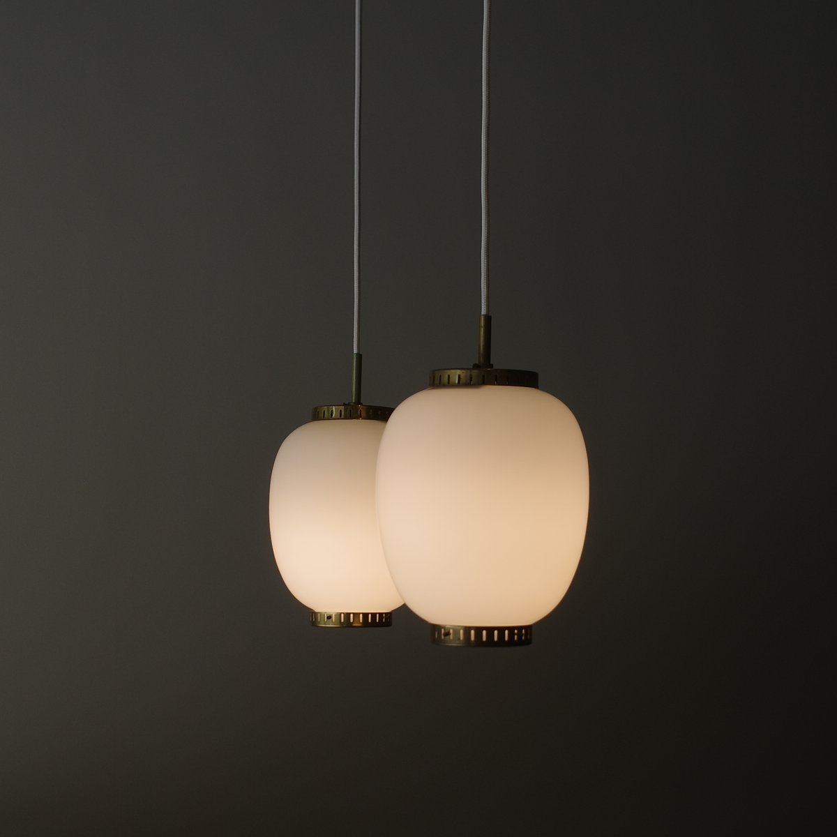 Lyfa Konkylie ペンダントランプ ライト 北欧 ヴィンテージ Pendant lamp / LYFA - Antiques & Repair eel