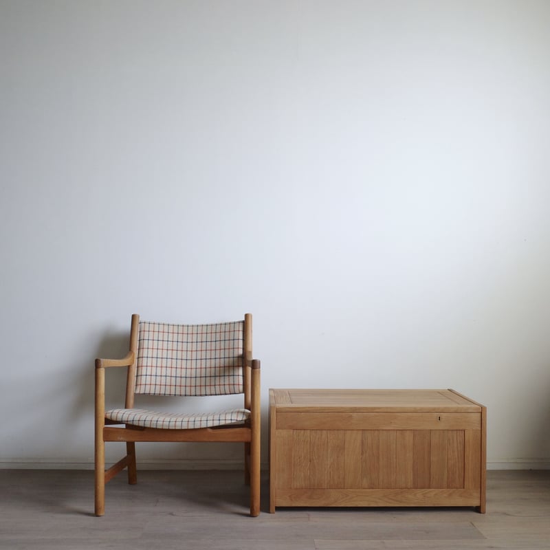 小物 Wommelsdorff JO high and seek プラン木製シェルフ W800×H1850 ウォルナット×ブラック 上下扉付き