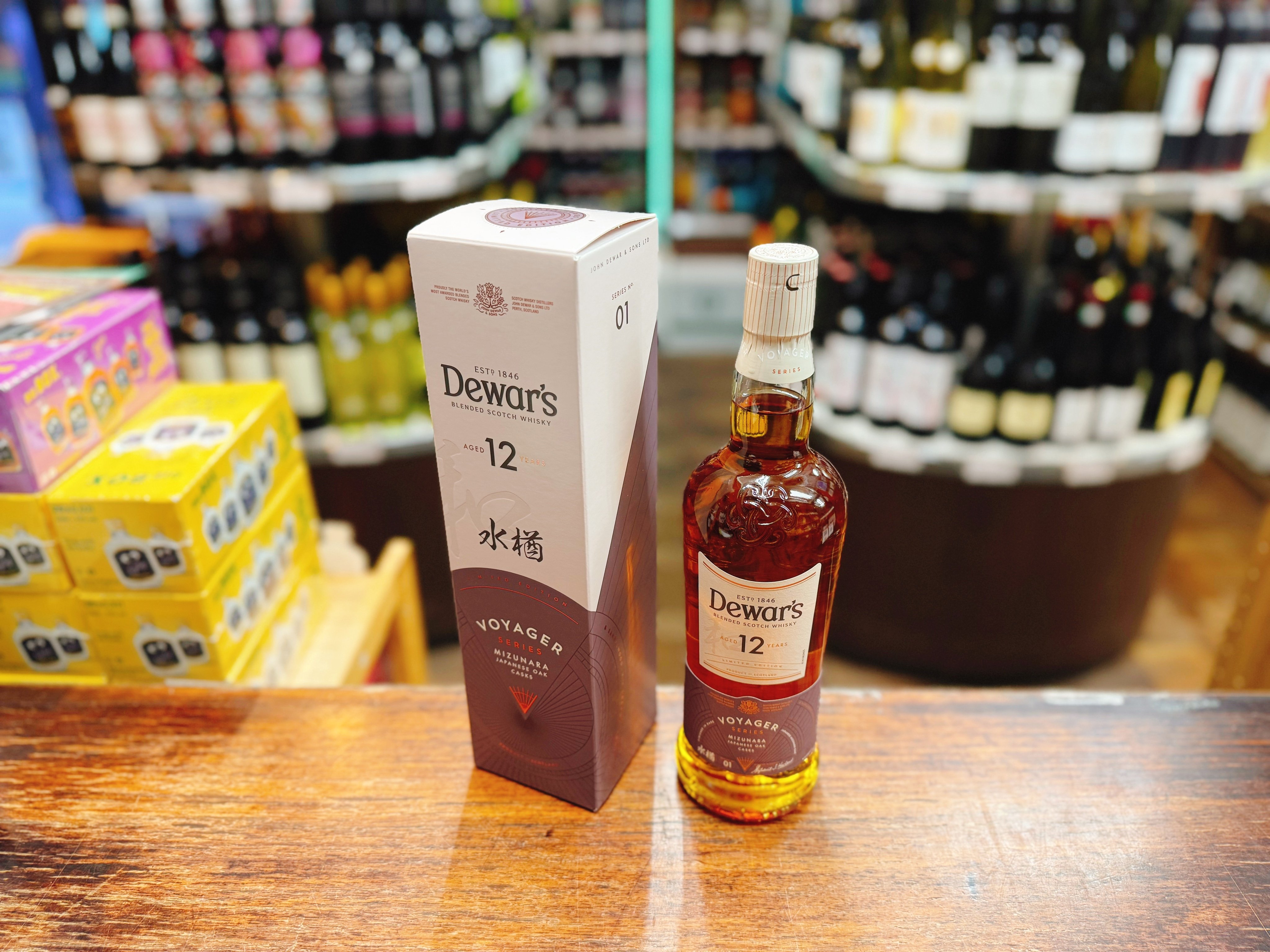 デュワーズ 12年 ミズナラ 40% 700ml | 大塚酒店
