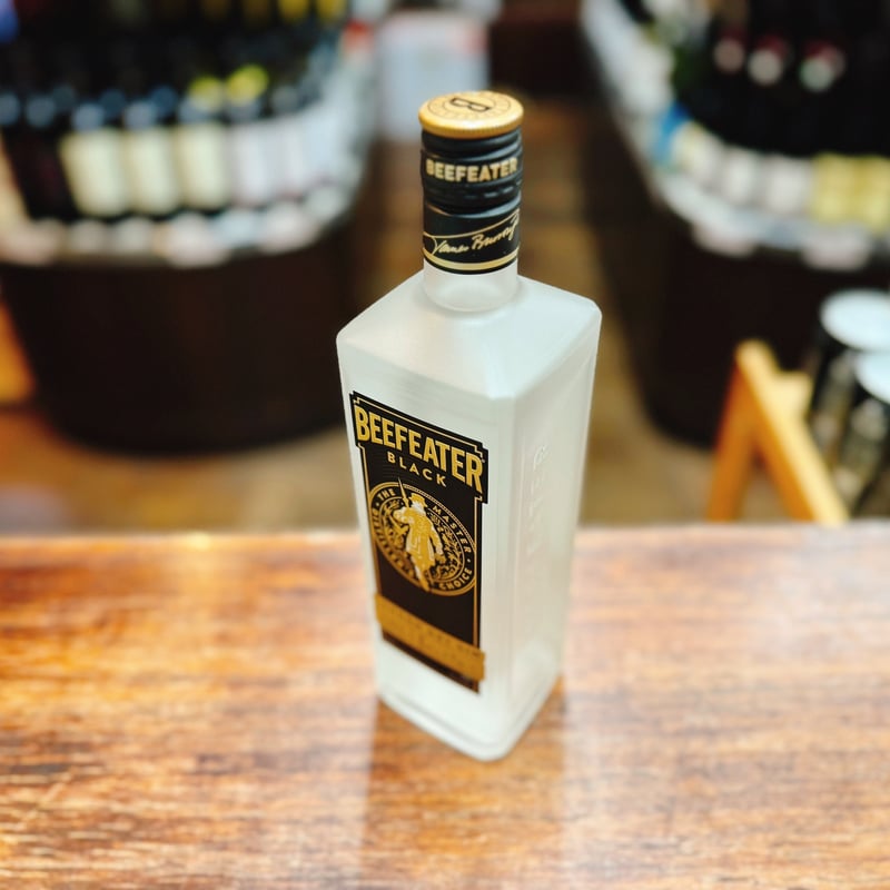 ビーフィーター ブラック （ジン） 40度 700ml | 大塚酒店