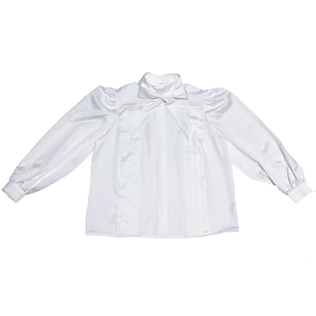 Puff sleeve bowtie blouse