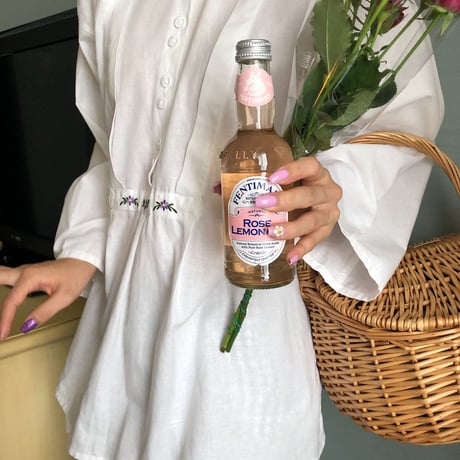 French Carriage embroidery shirt