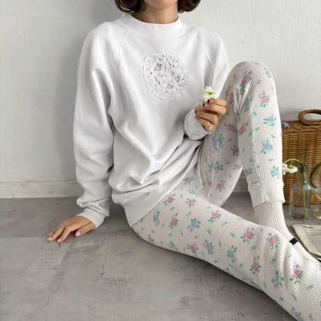 Vintage white cotton lace sweat