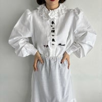 Vintage cotton frill collar embroidery blouse