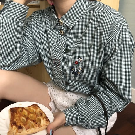 Heart embroidery check shirt
