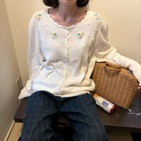 Vintage scallop floral embroidery cardigan