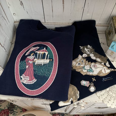 Vintage girly kittens sweat