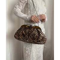 Vintage leopard clasp shoulder bag