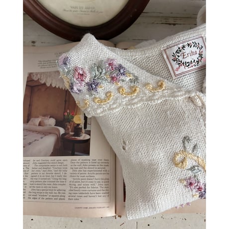 Vintage floral embroidery cardigan