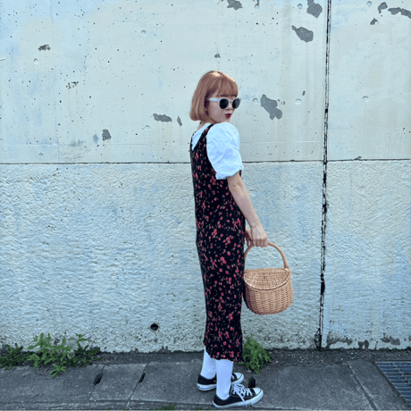 Vintage rose pattern black one-piece