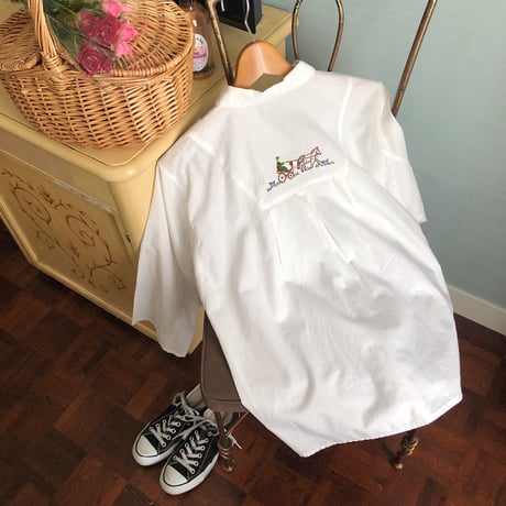 French Carriage embroidery shirt