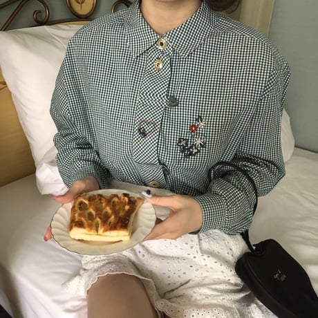 Heart embroidery check shirt