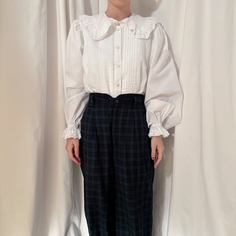 Vintage cotton lace collar blouse
