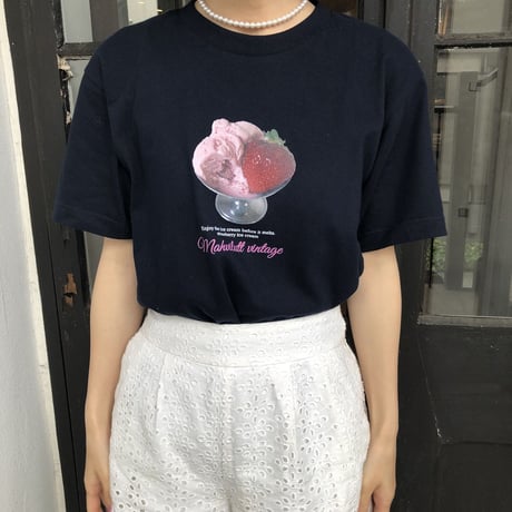 strawberry ice cream T <navy>