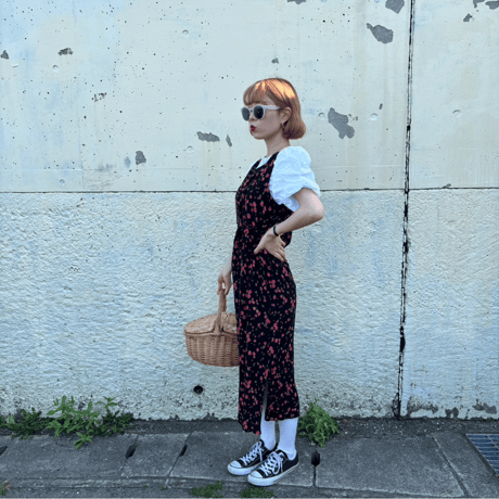 Vintage rose pattern black one-piece