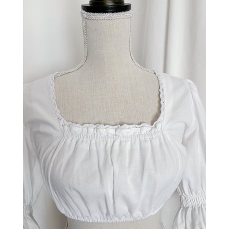 Vintage candy sleeve lace tyrol blouse