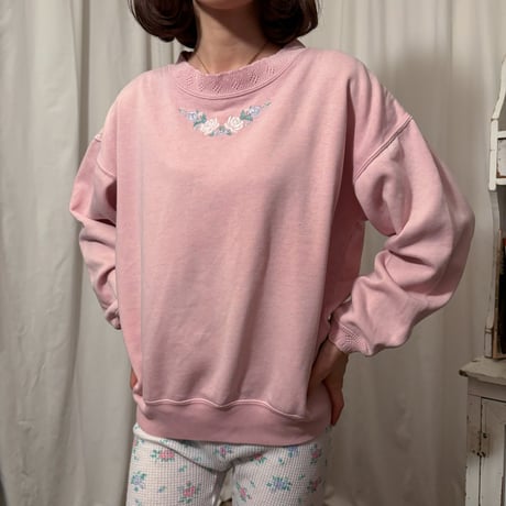 Vintage rose embroidery lace design sweat