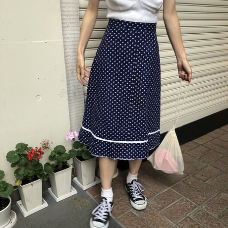 navy floral skirt