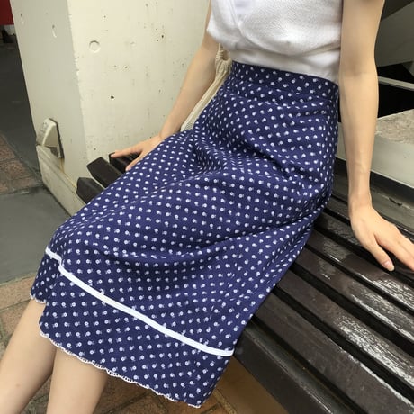 navy floral skirt
