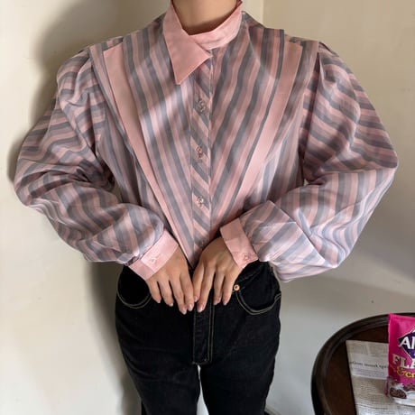 Vintage lovely pink stripe fill blouse