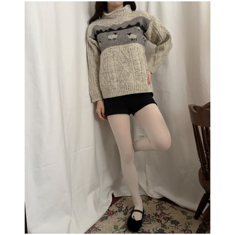 Vintage wool sheep knit