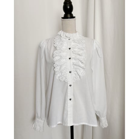Vintage heart button frill blouse