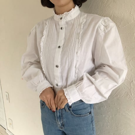 Vintage puff sleeve cotton blouse