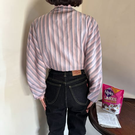 Vintage lovely pink stripe fill blouse