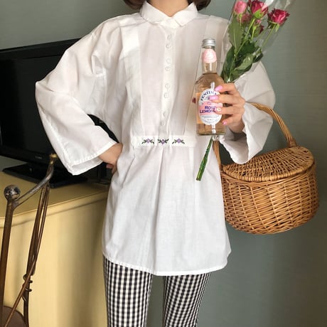 French Carriage embroidery shirt