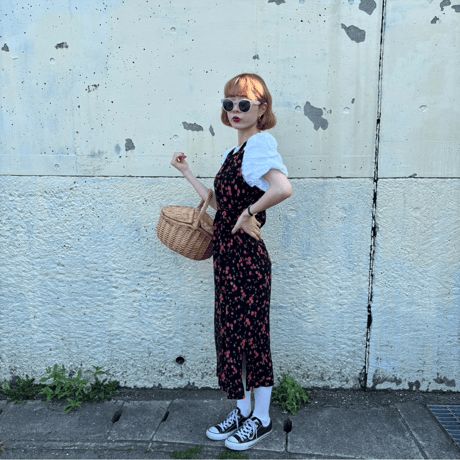 Vintage rose pattern black one-piece