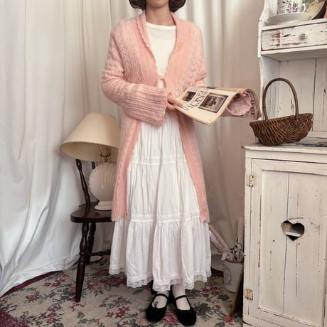 Vintage pink scallop long cardigan