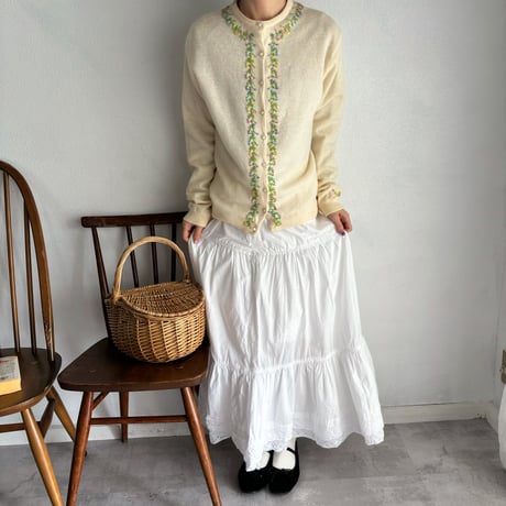Vintage floral embroidery cardigan