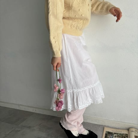Vintage cherry embroidery short knit