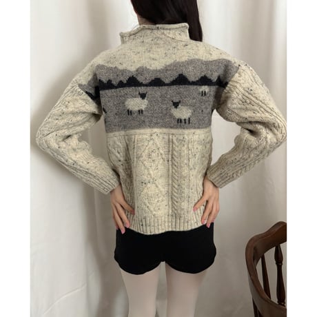 Vintage wool sheep knit