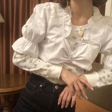 Candy sleeve tyrol blouse