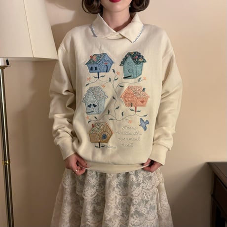 Vintage lovely home wappen collar sweat