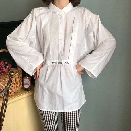 French Carriage embroidery shirt