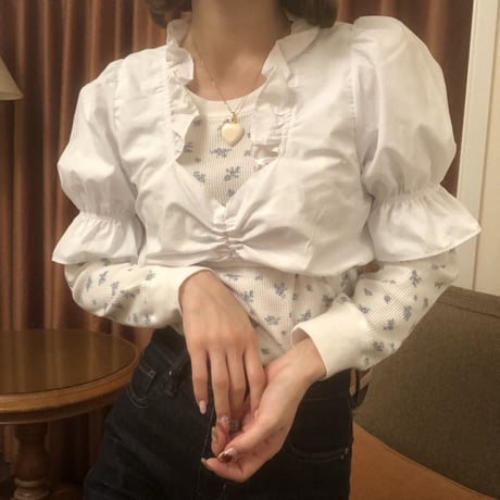 Candy sleeve tyrol blouse