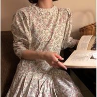 Vintage lace collar rose pattern one-piece