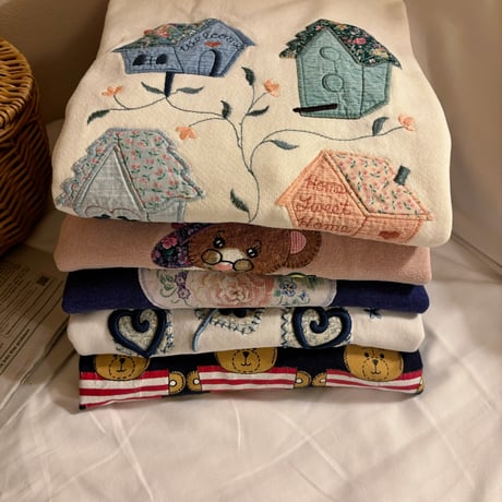 Vintage blue heart embroidery sweat