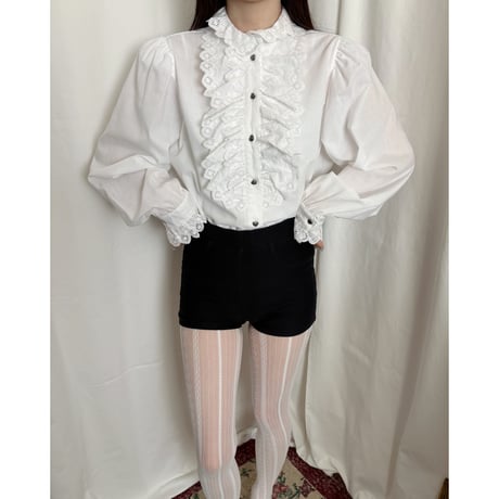 Vintage heart button frill blouse